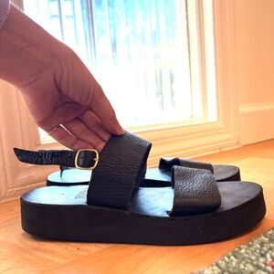 Sseko Genuine Leather Black Platform Sandals